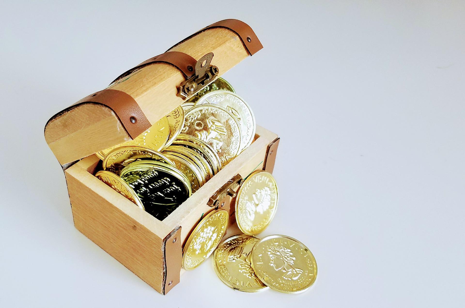 宝箱とコイン